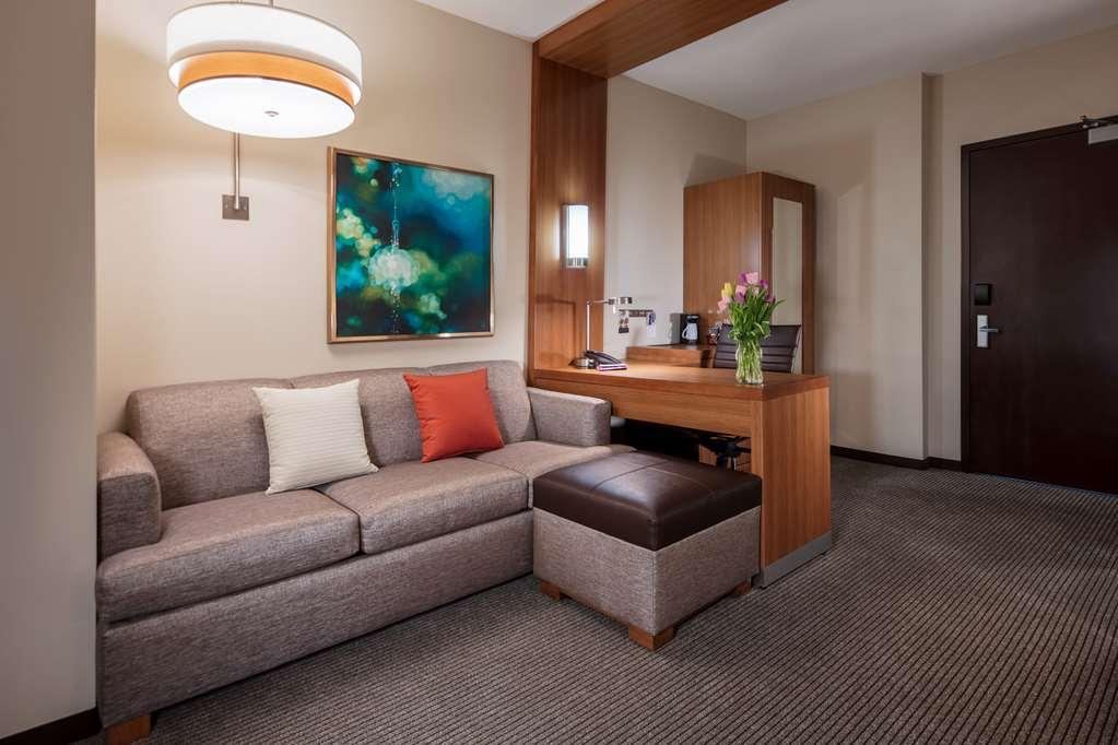 Hyatt Place Delano Quarto foto